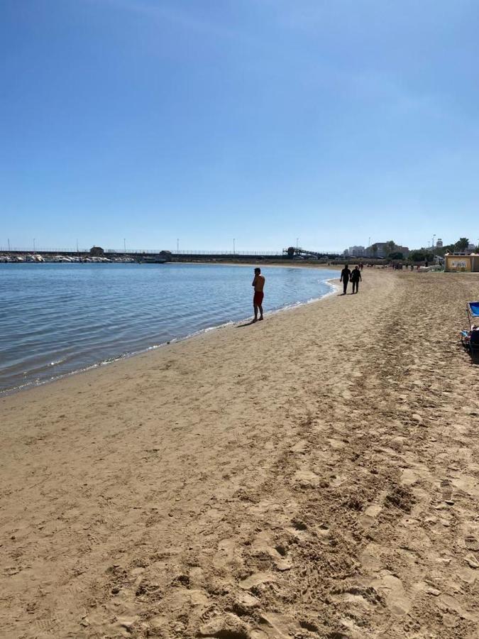 Apartamento A 3 Minutos De La Playa تورّيفيِخا المظهر الخارجي الصورة